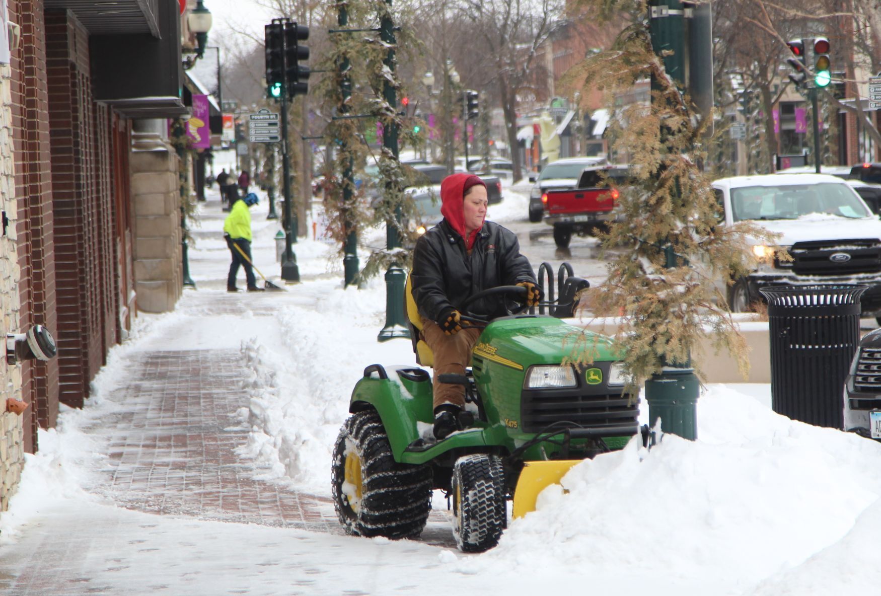 122821jr-snow-3